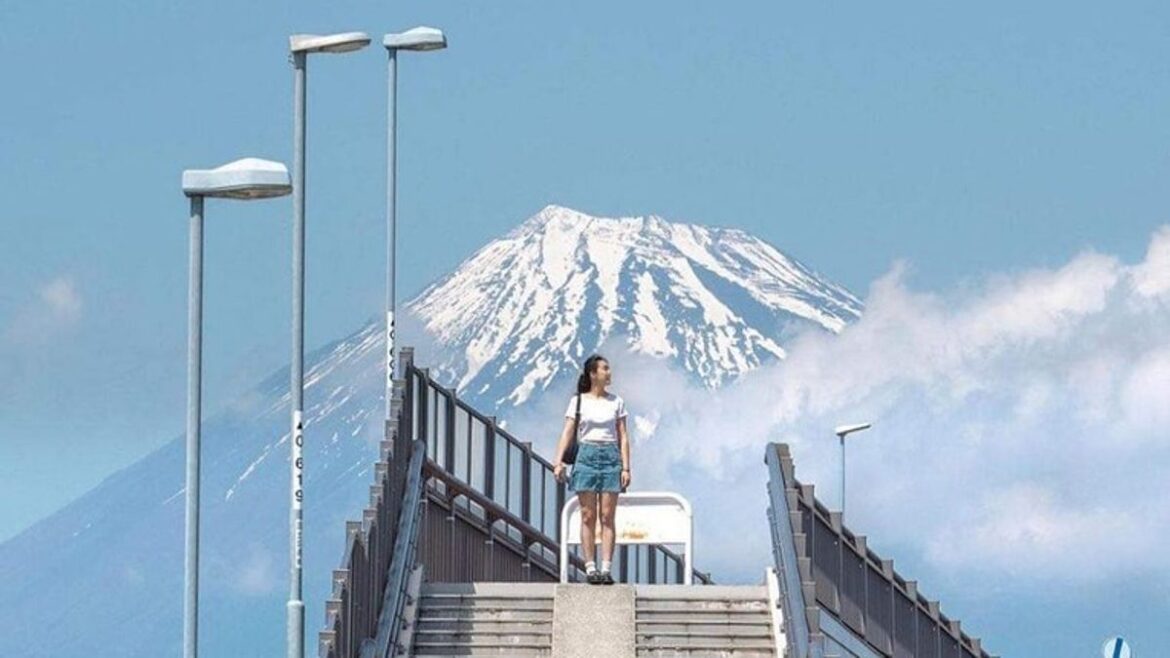 Another Mt Fuji photo spot to be blocked in Japan: Travel Weekly Asia