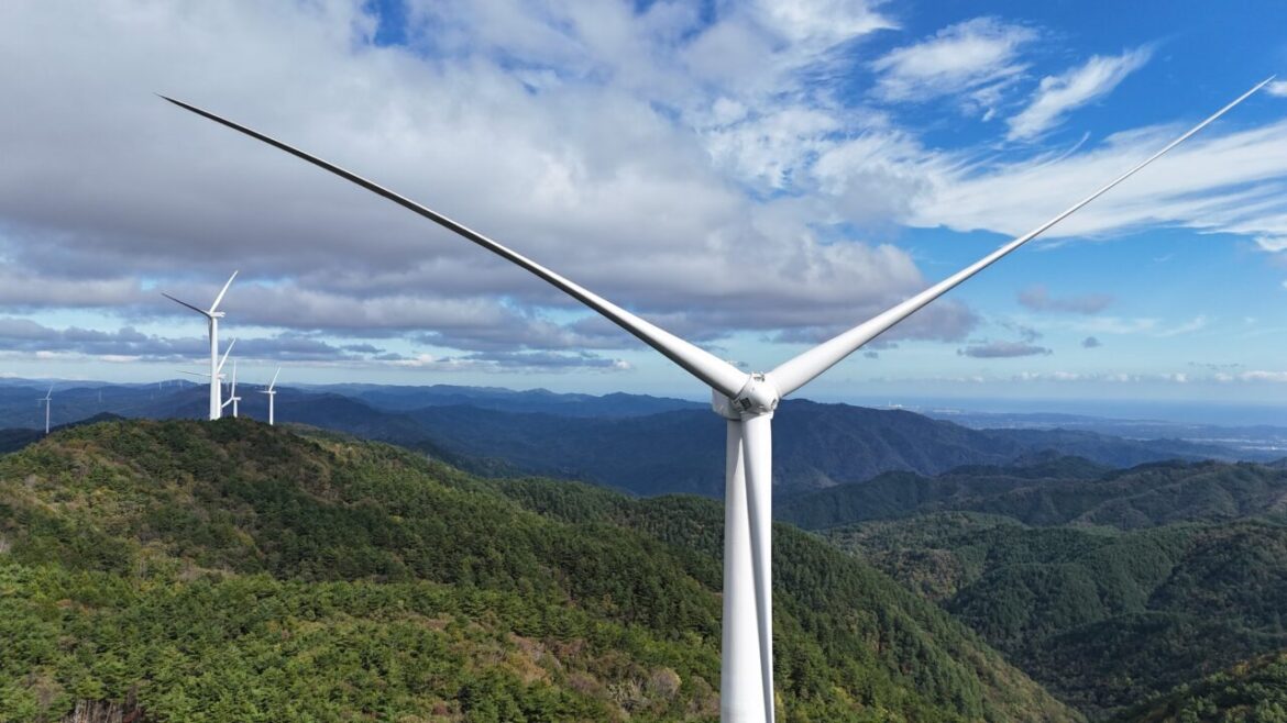 Japan’s Largest Onshore Wind Farm Begins Commercial Operation Japan's Largest Onshore Wind Farm Begins Commercial Operation