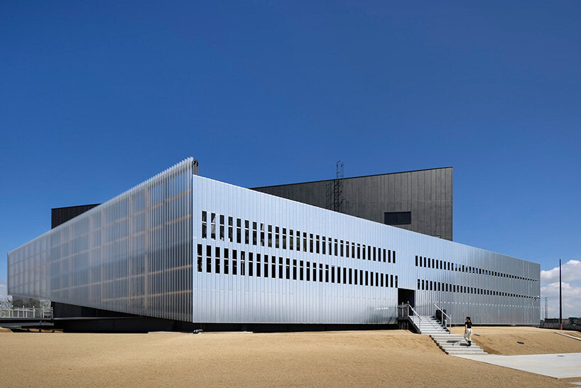 mitsubishi pavilion at expo 2025 osaka hovers like a 'mother ship' above the ground