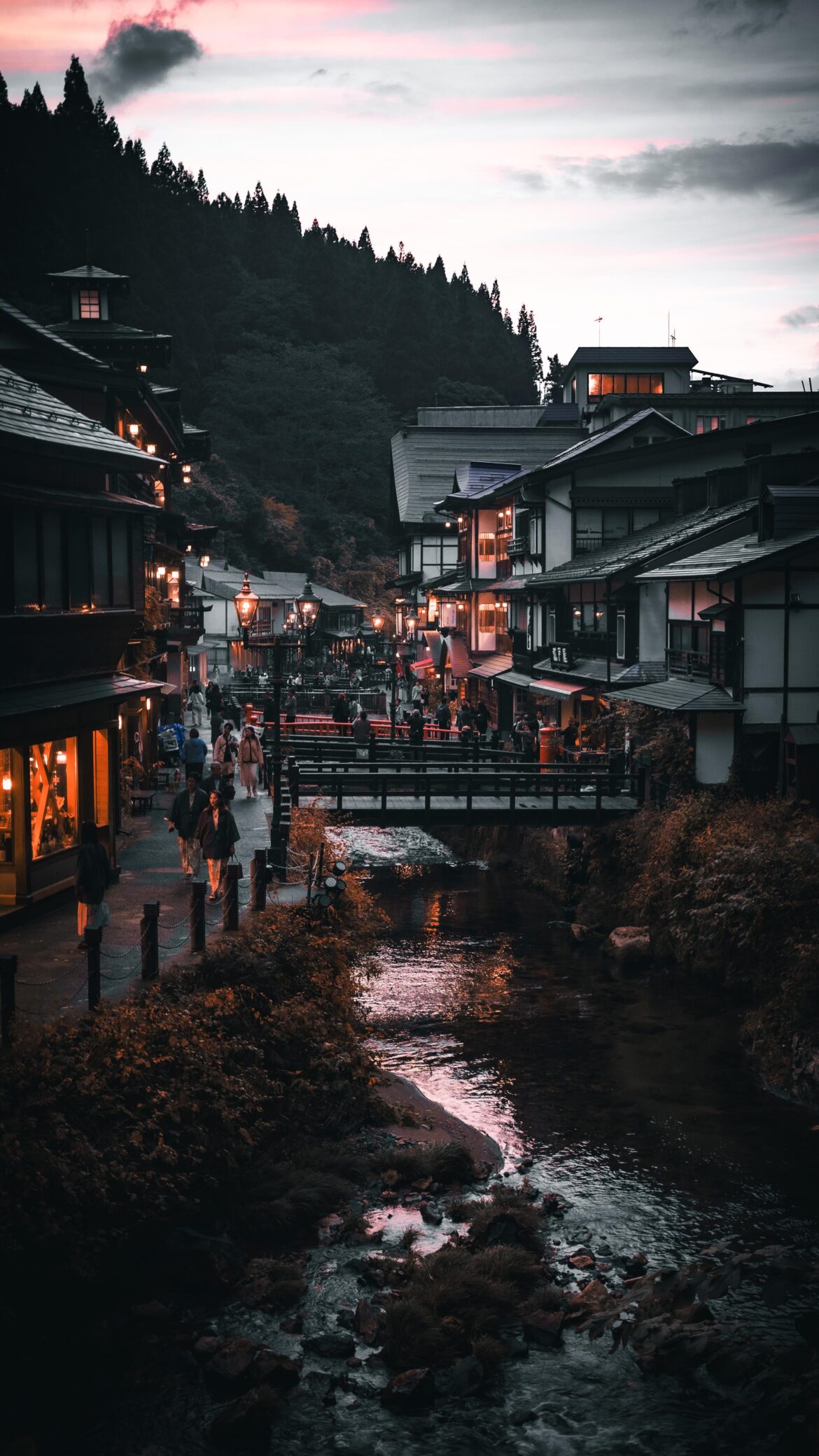Ginzan at dusk (OC)