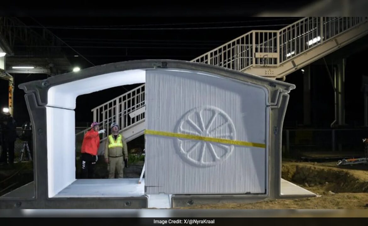 World's First 3D-Printed Railway Station Built In Japan In Just 6 Hours