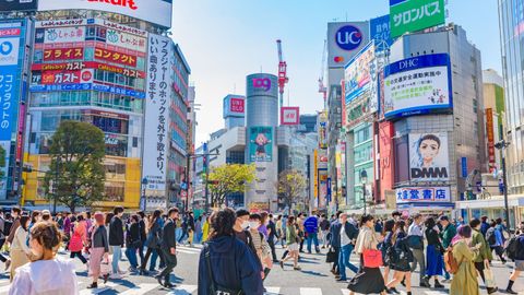Save Yourself The Embarrassment – 20 Things You Should Not Do In Japan