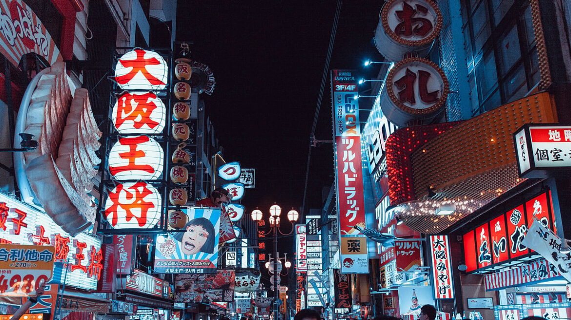 Japan tops 10M tourists by March, sets record pace