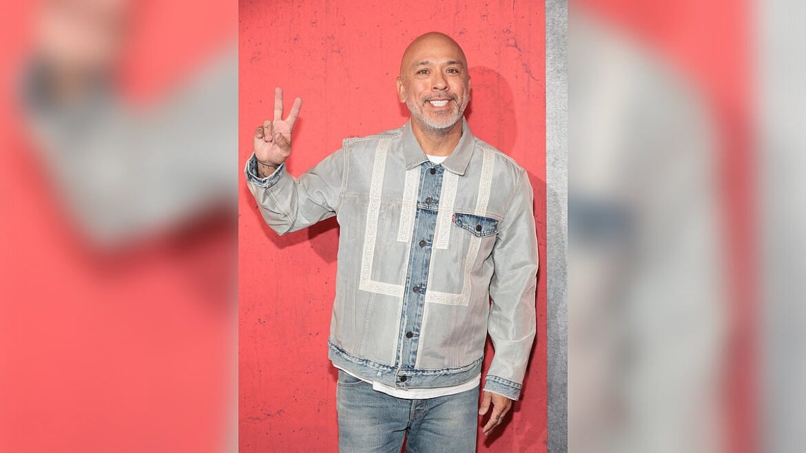 Jo Koy Praises PAL Crew After Emergency Landing in Tokyo Jo Koy Praises PAL Crew After Emergency Landing in Tokyo