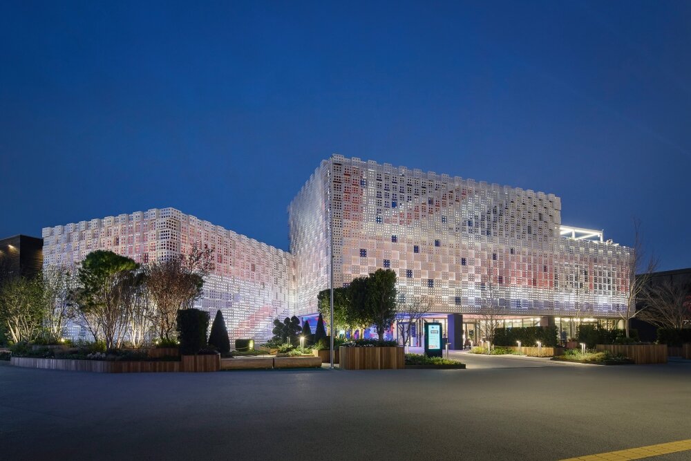 UK pavilion's punched aluminum skin by WOO recalls industrial heritage at expo 2025 osaka