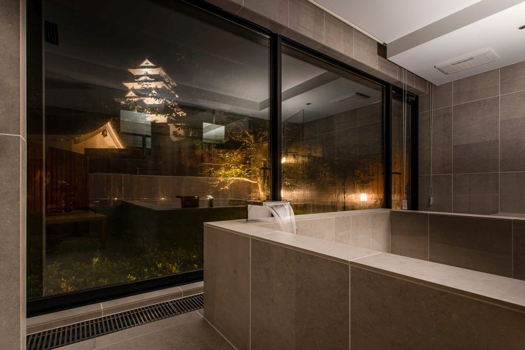 Bath views during a Castle stay. Courtesy of Nipponia
