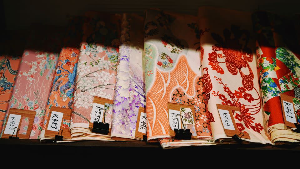 While many kimonos are in poor condition when discarded, parts of the fabric can be salvaged and used. - Tokyo Kimono Shoes