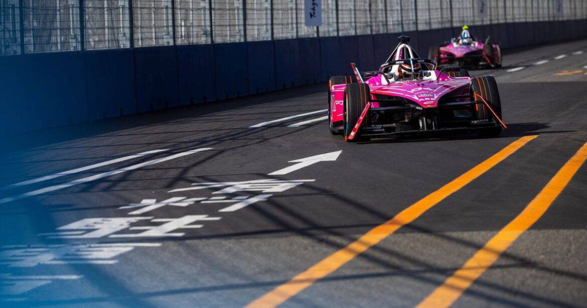 Two in Tokyo as Formula E returns to Japan for Round 8 and 9 of Season 11 Two in Tokyo as Formula E returns to Japan for Round 8 and 9 of Season 11