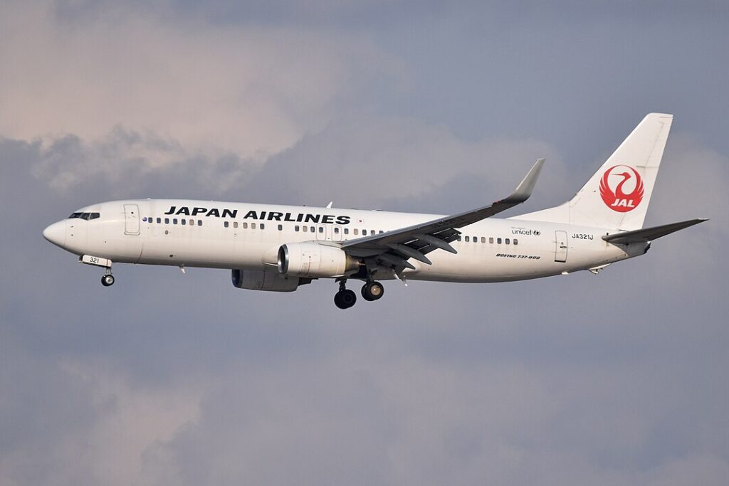 Japan Airlines Flew 14% More International Passengers in FY2024-25