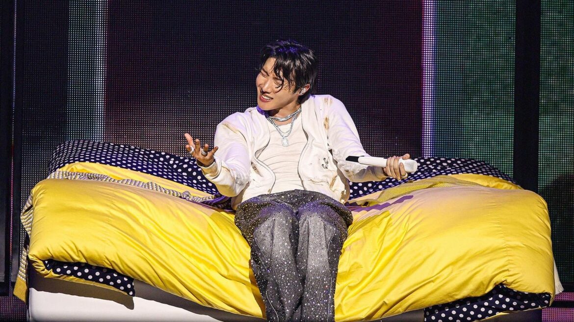 J-Hope Brings ‘HOPE ON THE STAGE’ Tour Finale To Cinemas Globally J-Hope Brings ‘HOPE ON THE STAGE’ Tour Finale To Cinemas Globally