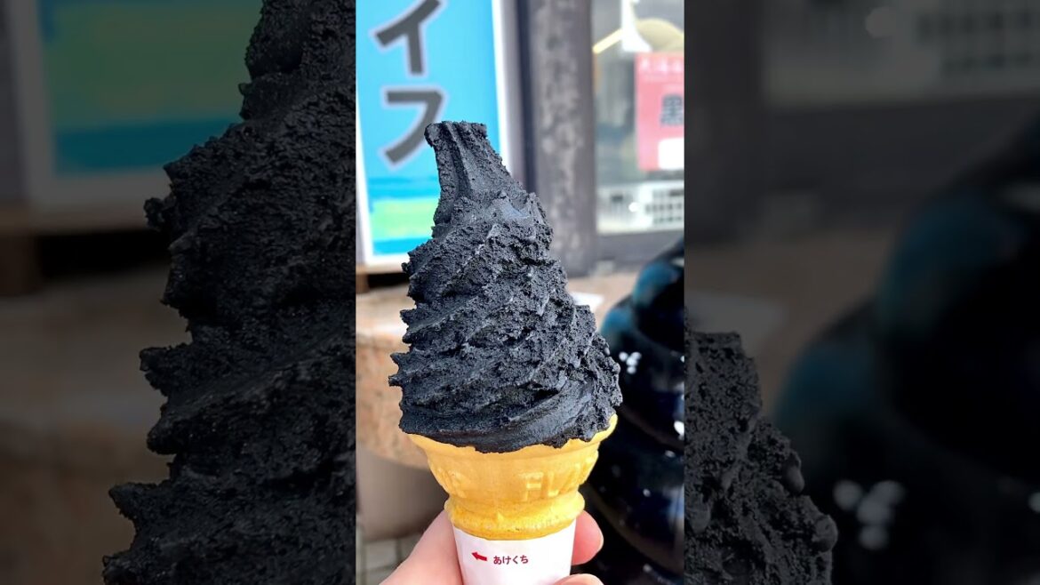 Owakudani Valley, Japan, Icecream with charcoal