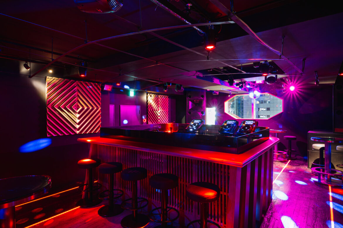 Enter | Music in Shibuya, Tokyo Enter | Music in Shibuya, Tokyo