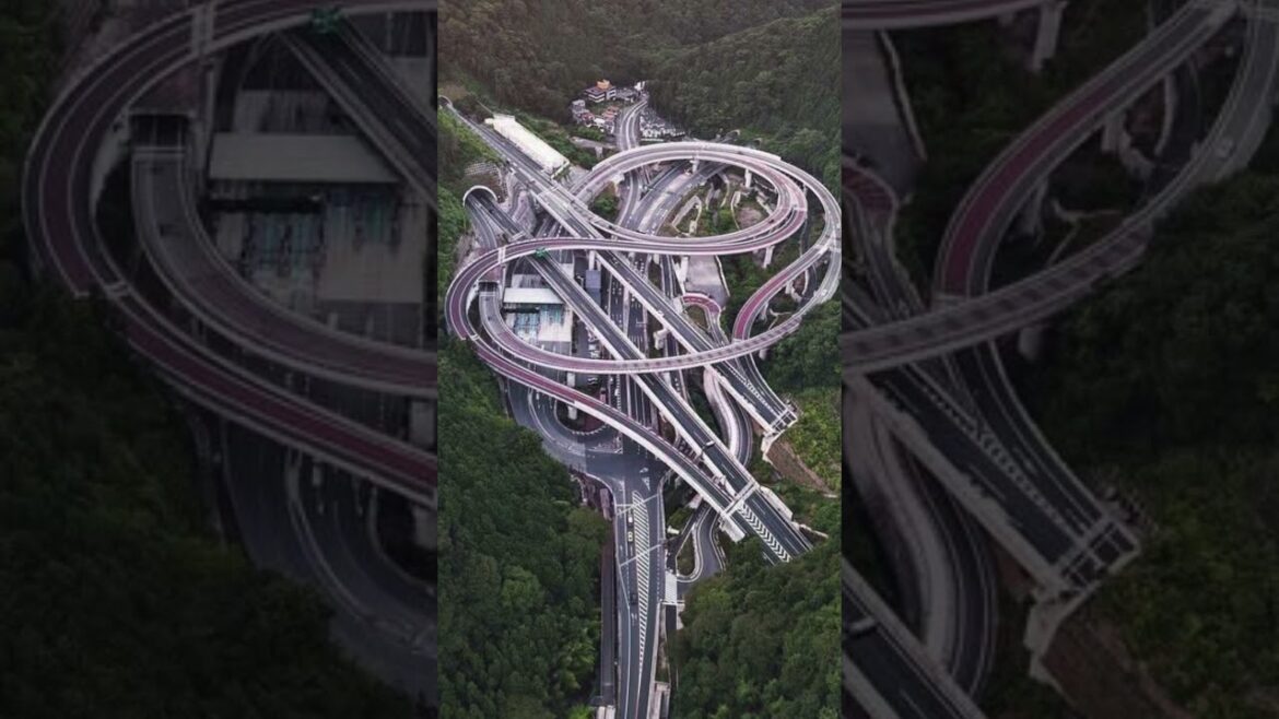 Takaosan Interchange in Tokyo, Japan #travel #ckgoesglobal #trip #vacation #japan #travelideas #yts Takaosan Interchange in Tokyo, Japan #travel #ckgoesglobal #trip #vacation #japan #travelideas #yts