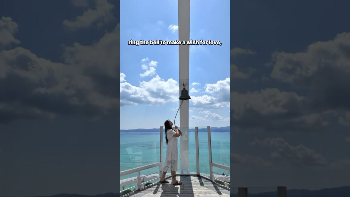 If you ring this bell…you’ll find true love #okinawa #loveisland #kourioceantower