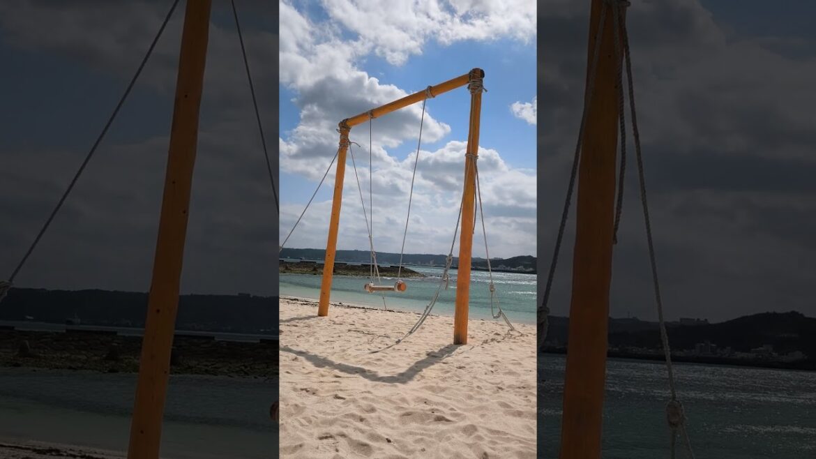 202502 沖縄 西原ビーチ ブランコ 001 #沖縄 #海 #西原きらきらビーチ #海のブランコ