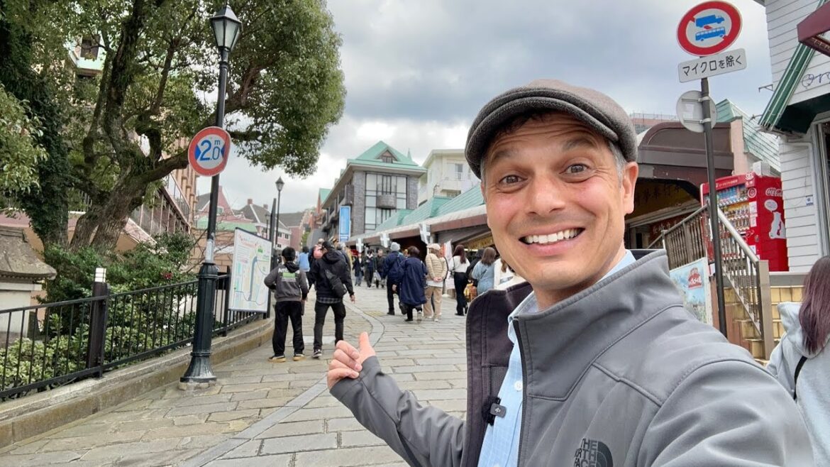 Nagasaki’s Glover Street Food & Cake Shop Walk