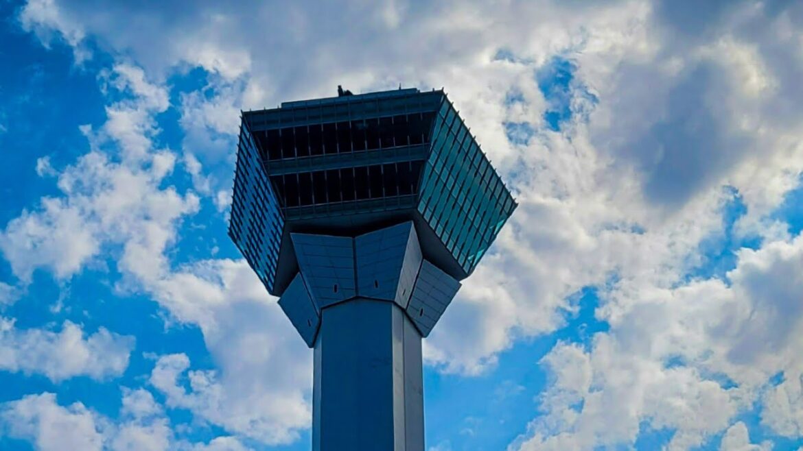 Touring "The Goryōkaku Tower" n Hakodate Japan 🇯🇵