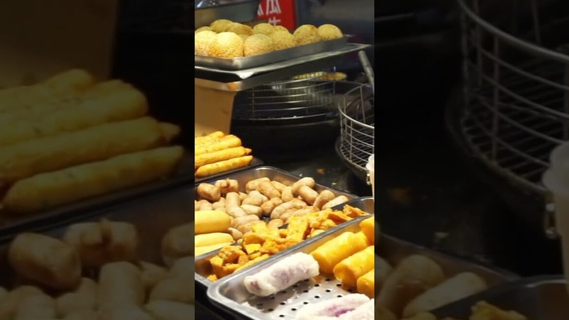 Things To Do In Osaka | Top 5 Spots in Japan's Food Capital – Dotonbori, Castle & More! #shorts