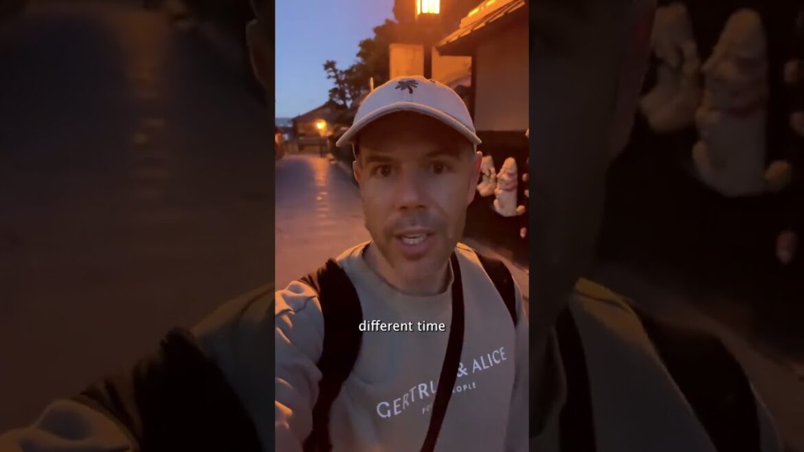 sunrise chase in kyoto japan #kyoto #japan #travel #temple  #traveltips #kyototrip #sunrise #morning