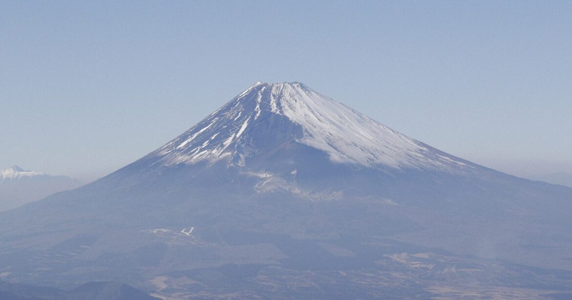 Majority approve Mt. Fuji climbing restrictions, hope tolls used for conservation