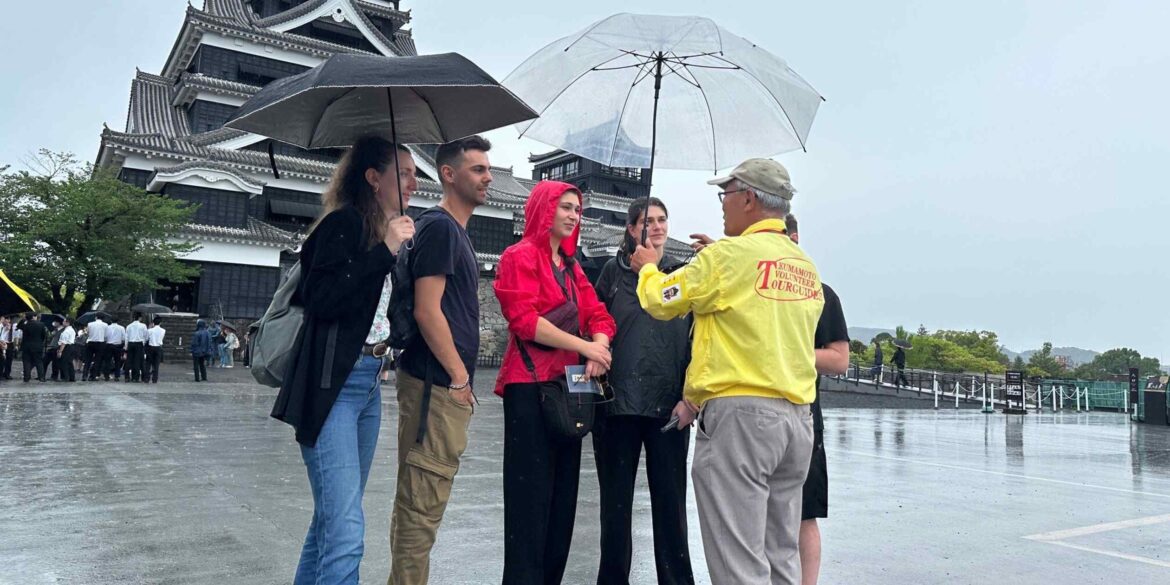 Western Japan trying to lure inbound tourists with taste of samurai