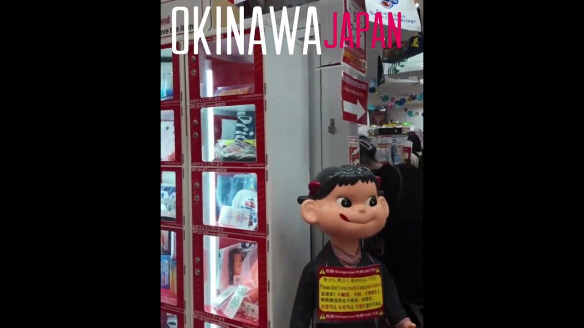 Walking Japão Okinawa kokusai dori night josershina in world