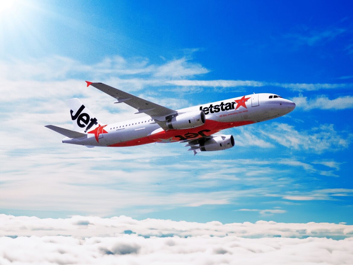 Jetstar drops major Japan sale with cheap flights from Sydney Jetstar drops major Japan sale with cheap flights from Sydney