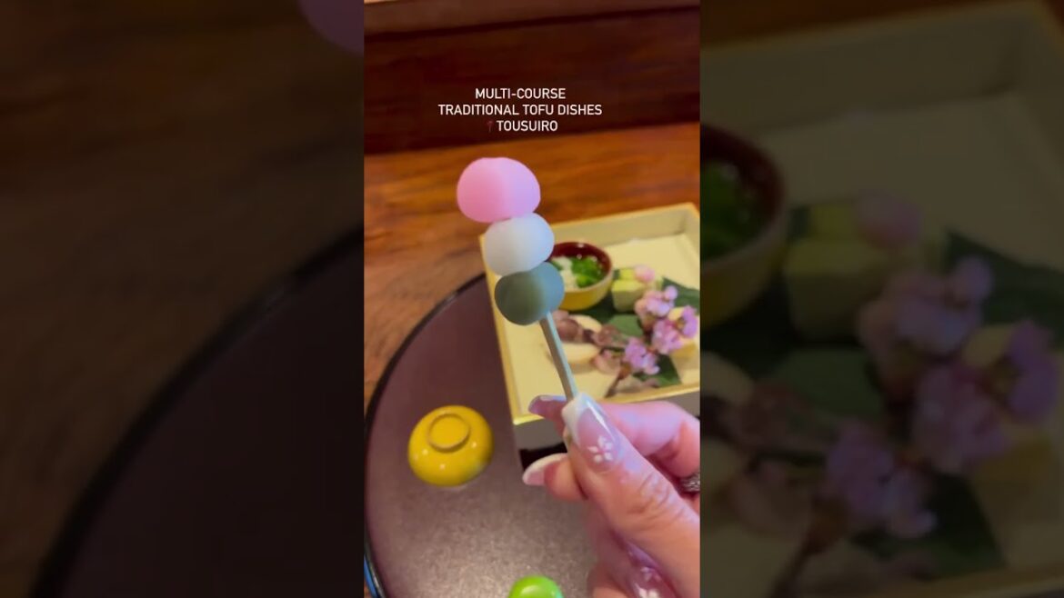 Here’s a list of food spots you should try in Kyoto! 🍜  #kyototrip #kyotofood #japanfood