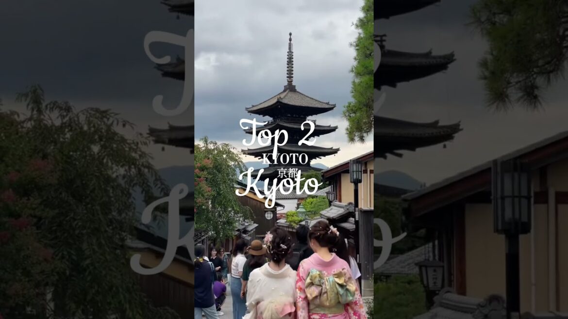 "Heading to Japan? Here are 5 places you must visit! 🇯🇵"