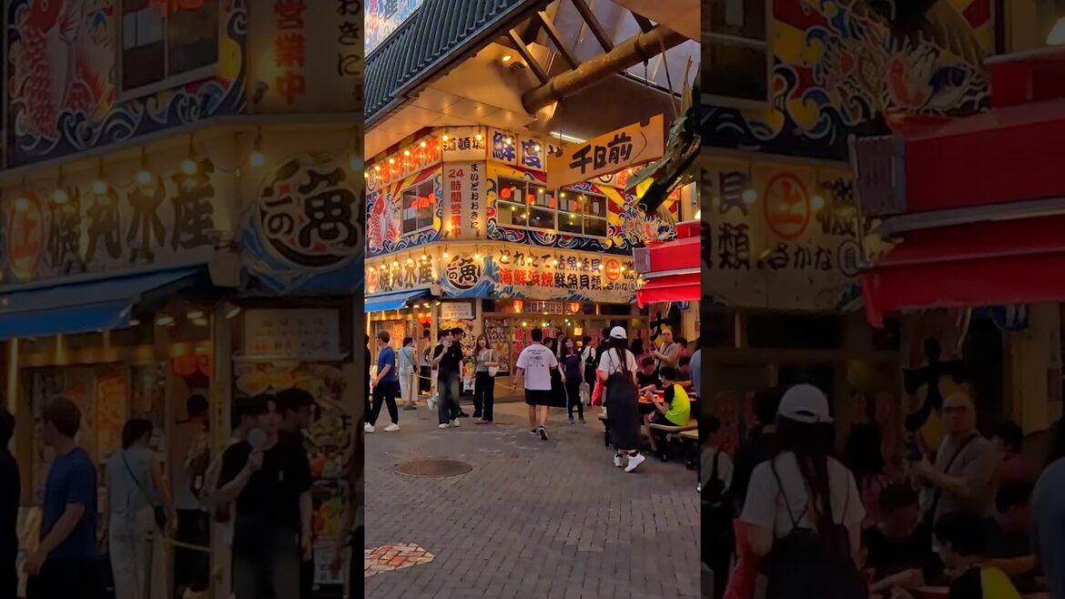 Walking in Osaka Japan #osaka #japan #dotonbori