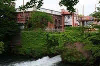 The Ebisugawa lock gate built in 1890 and Ebisugawa power plant built in 1914 still operate today, as seen in this photo taken in Kyoto's Sakyo Ward on May 15, 2025. (Mainichi/Yoko Minami)