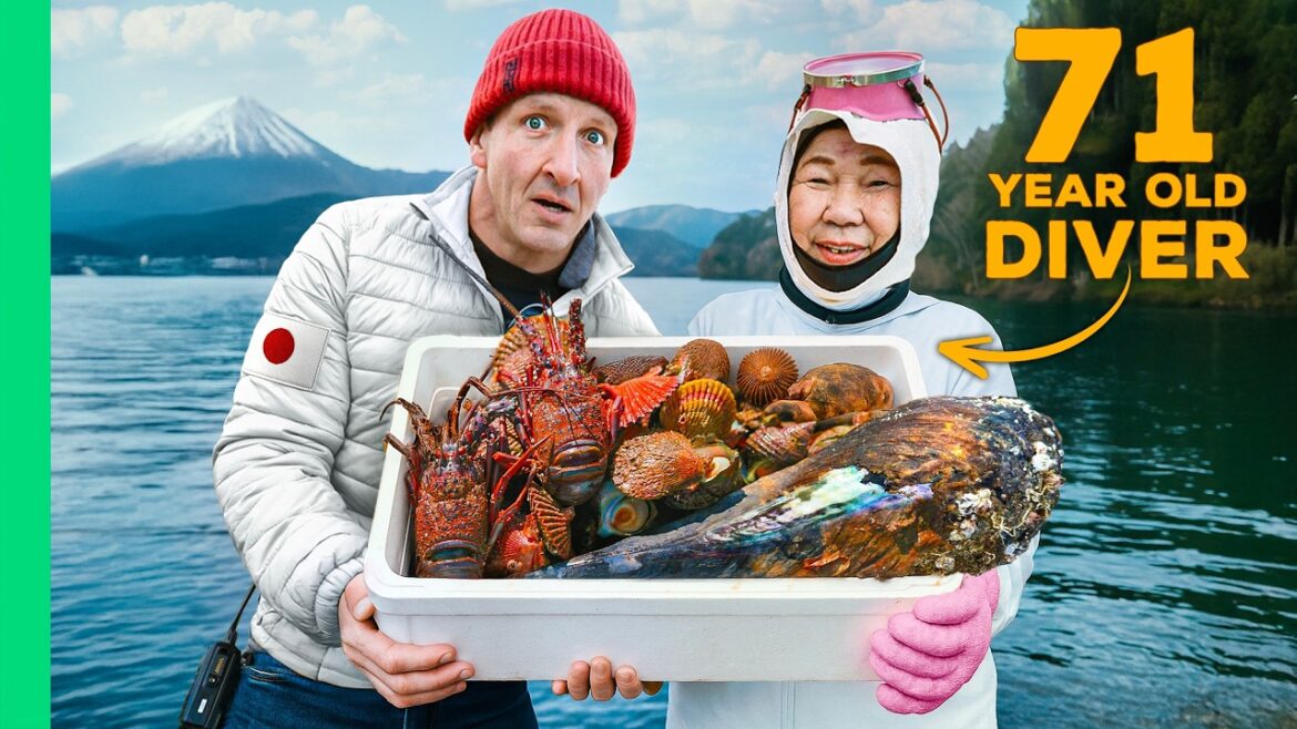 Japan’s Ama Divers Catch Huge Seafood Feast!! Japan's Ama Divers Catch Huge Seafood Feast!!
