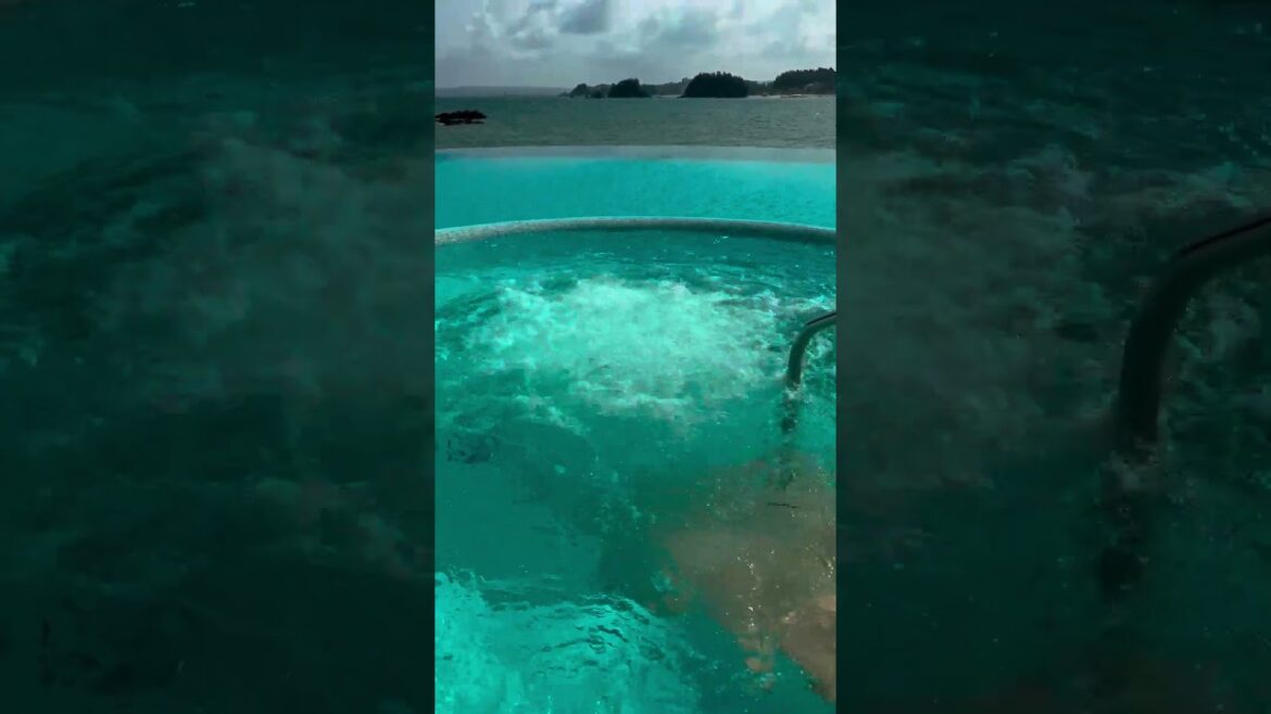 The BEST hotel on Okinawa. 🏆🥰 #halekulani #okinawa #okinawajapan