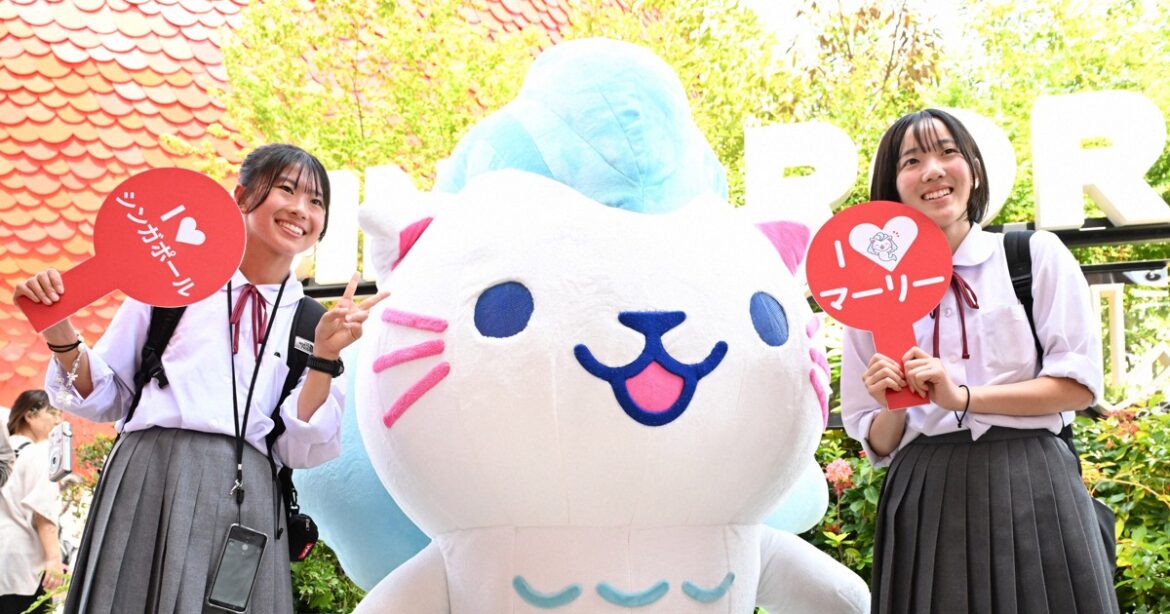 News in Easy English: Cute mascots from around the world popular at Osaka Expo 2025