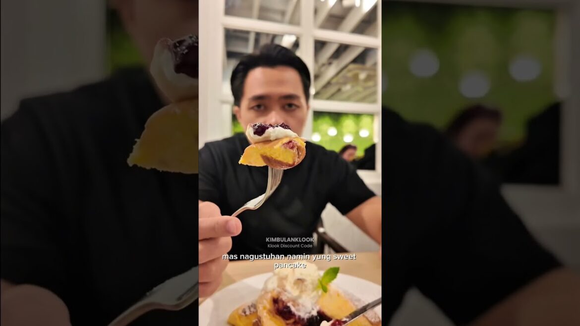 Foods YOU should try in Osaka, Japan (Part 1) #osakafood #osakajapan #dotonbori #travel #japan2025