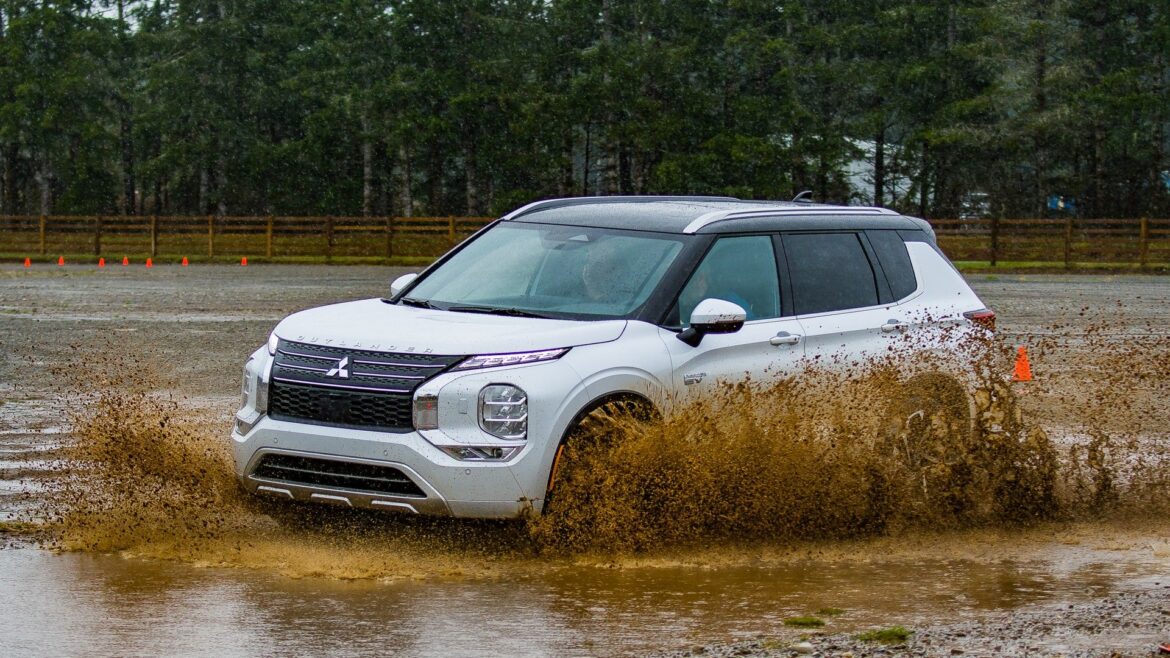 The Japanese PHEV You Can Trust That’s Not From Toyota Or Honda The Japanese PHEV You Can Trust That’s Not From Toyota Or Honda