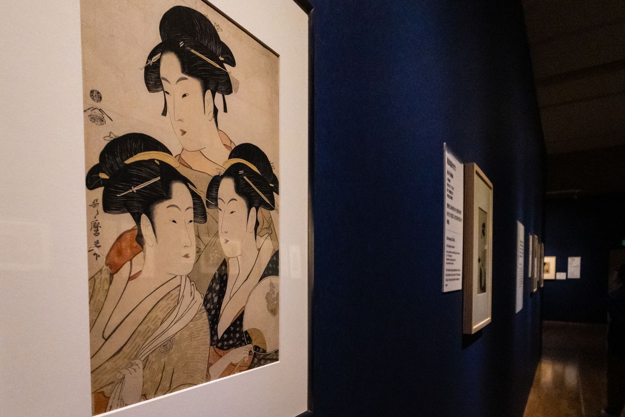 Three Famous Beauties by Kitagawa Utamaro (Hiraki Ukiyo-e Foundation, Tokyo). (© Nippon.com)