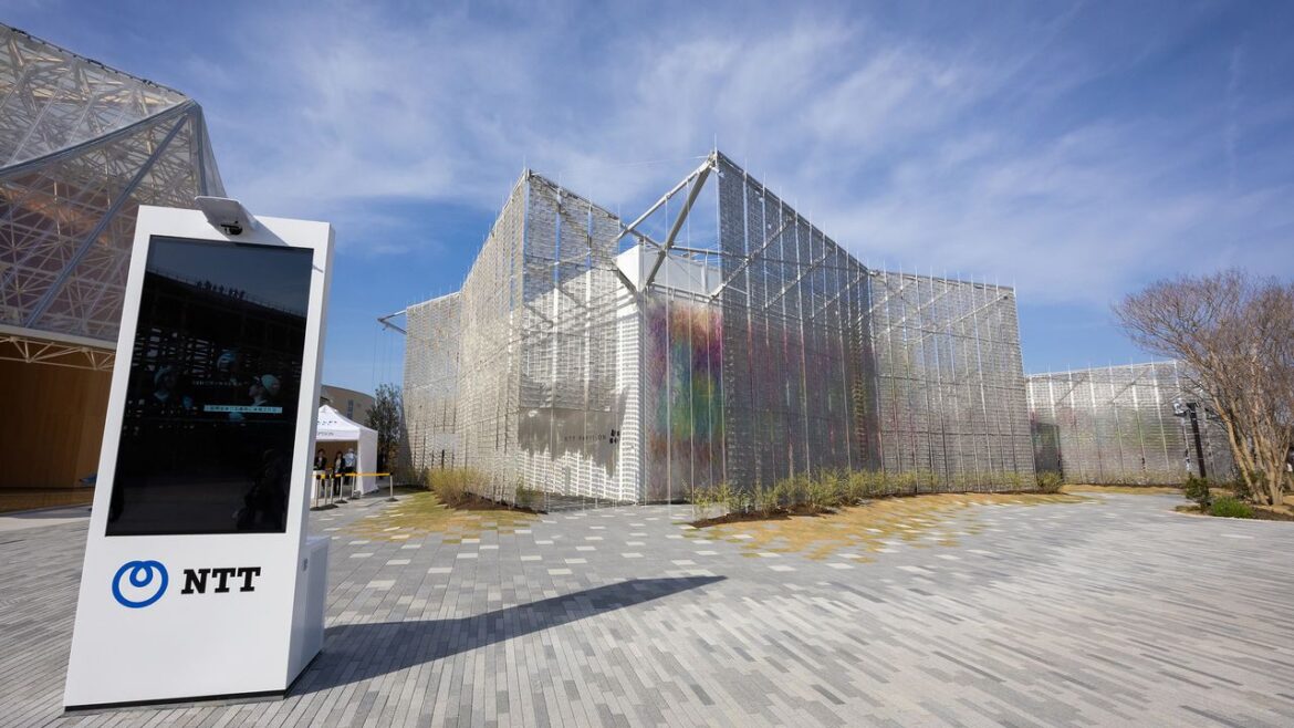 NTT Pavilion: Parallel Travel | Nippon.com