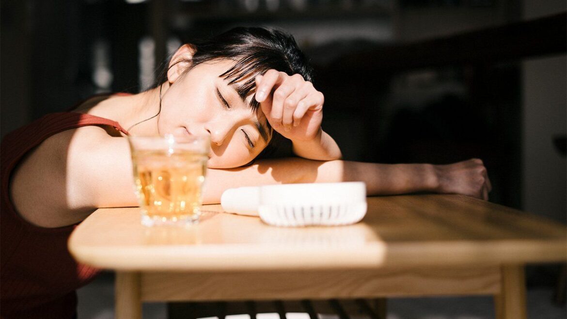 Japanese Advised to Avoid Risk of Heatstroke with Pre-Summer Acclimatization