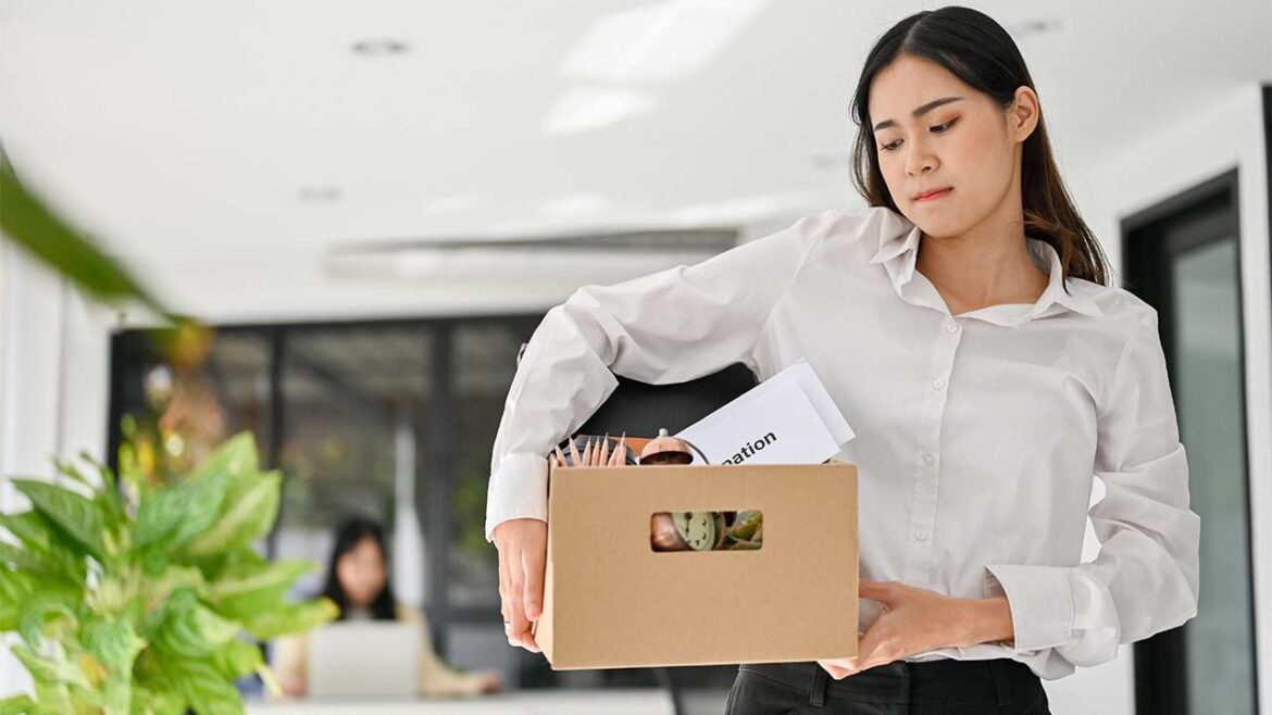 Resignation Agency Services Draw Increased Interest in Japan