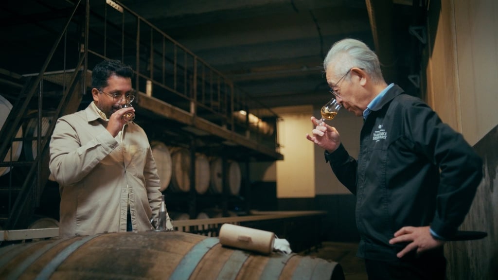 Ryan Chetiyawardana, host of Mr Lyan’s Taste Trips, samples a dram of whisky with Yamazaki Distillery’s master blender Shinji Fukuyo. Photo: Mr Lyan’s Taste Trips