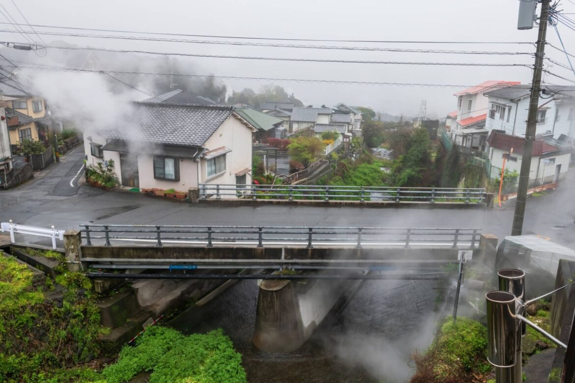 Japan’s rainy season begins in southern Kyushu Japan's rainy season begins in southern Kyushu