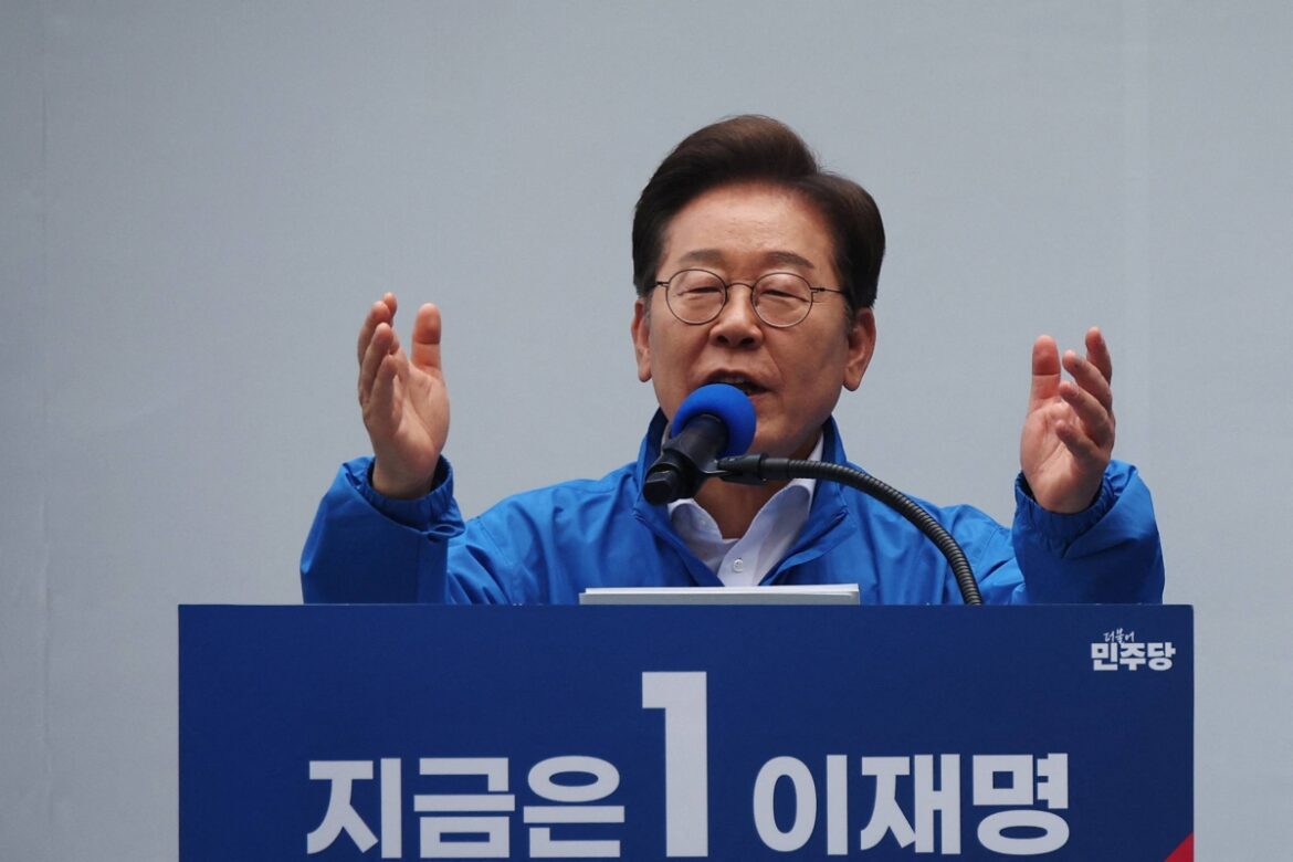 South Korean presidential front-runner says he’s not hostile toward Japan South Korean presidential front-runner says he's not hostile toward Japan