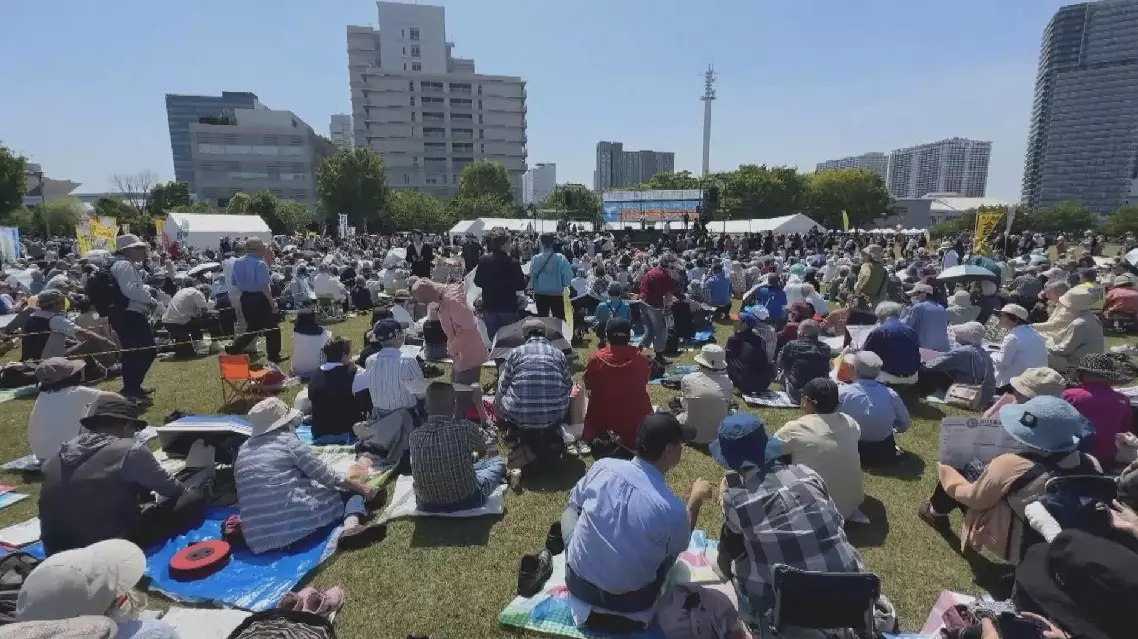 Thousands of Japanese rally in support of peace on Constitution Memorial Day