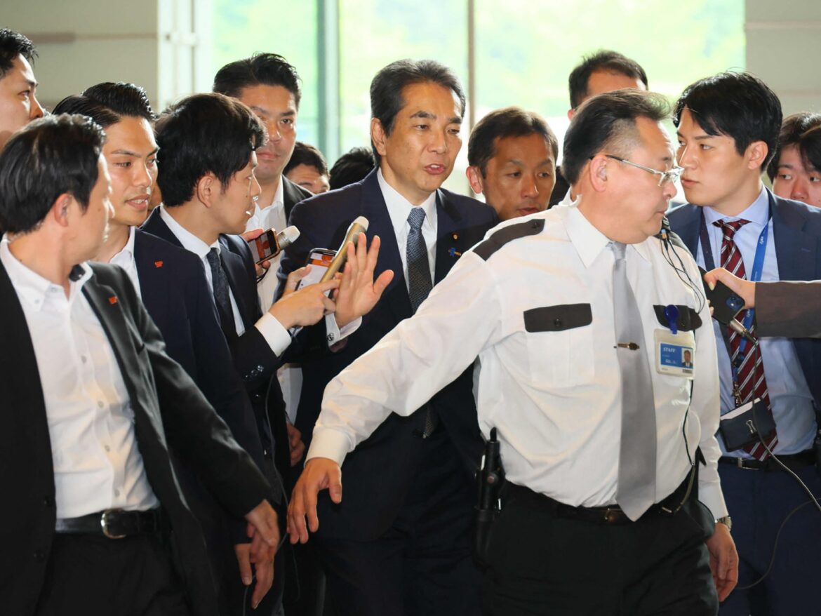 Japan farm minister Taku Eto quits after gaffe over free rice | Politics News Japan farm minister Taku Eto quits after gaffe over free rice | Politics News