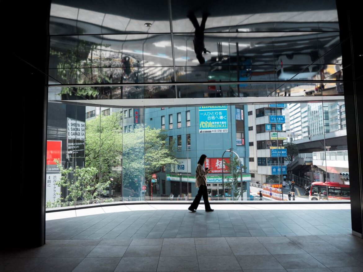 DSCF0851 Jason Halayko Archive May