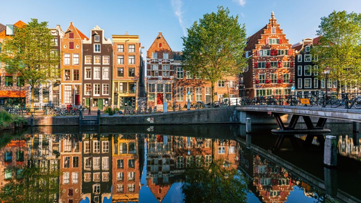 9 Best Solo Travel Destinations for Women, From Kyoto to Tbilisi Condé Nast Traveler