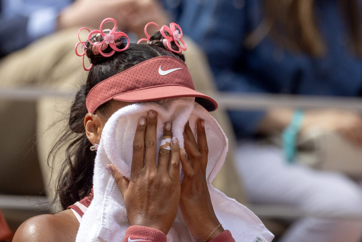 Serena Williams’ former coach says if he thinks Naomi Osaka will ever get back into the WTA top ten after French Open loss