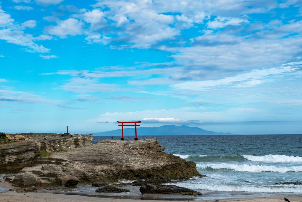 Shirahama Jinja on Shirahama Beach