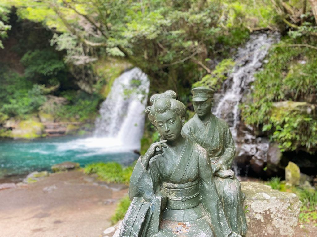 Statue of the Izu Dancer at the Seven Waterfalls